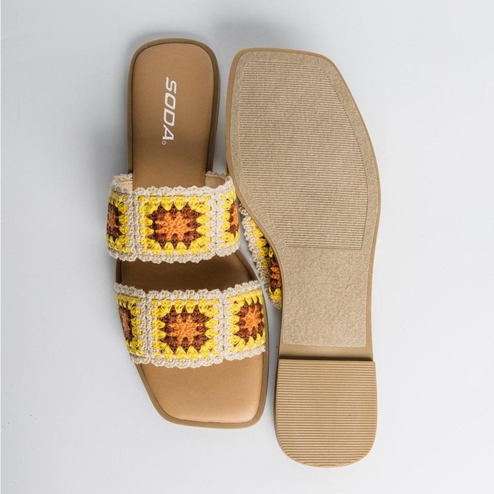 Soda Womens Crochet Slide Sandals Size 8 Yellow Sunflower Boho Chic Square Toe - Picture 5 of 7